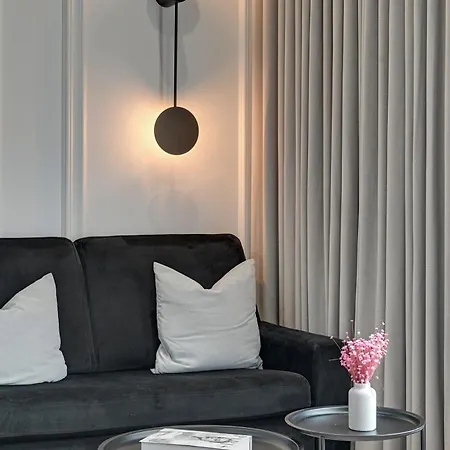 Black Star Loft By Downtown