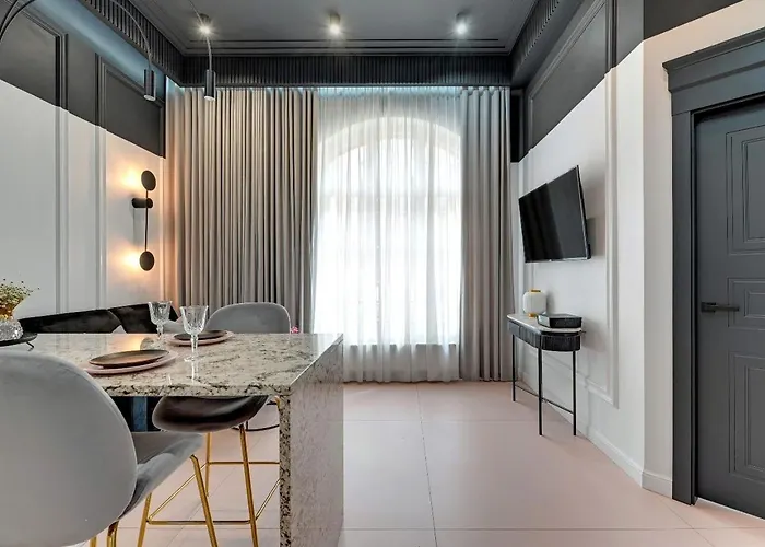 Апартаменты Black Star Loft Waterlane Vintage & Gym By Downtown